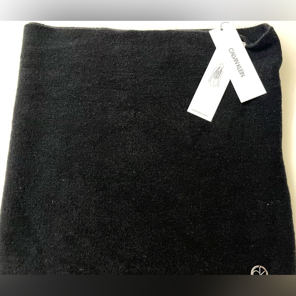 🖤 NWT Calvin Klein Infinity Scarf - Black - Picture 6 of 9